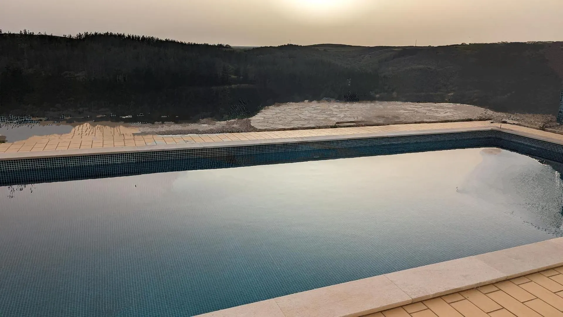 Stunning Villa With Pool & View Near Beach بودينز البرتغال