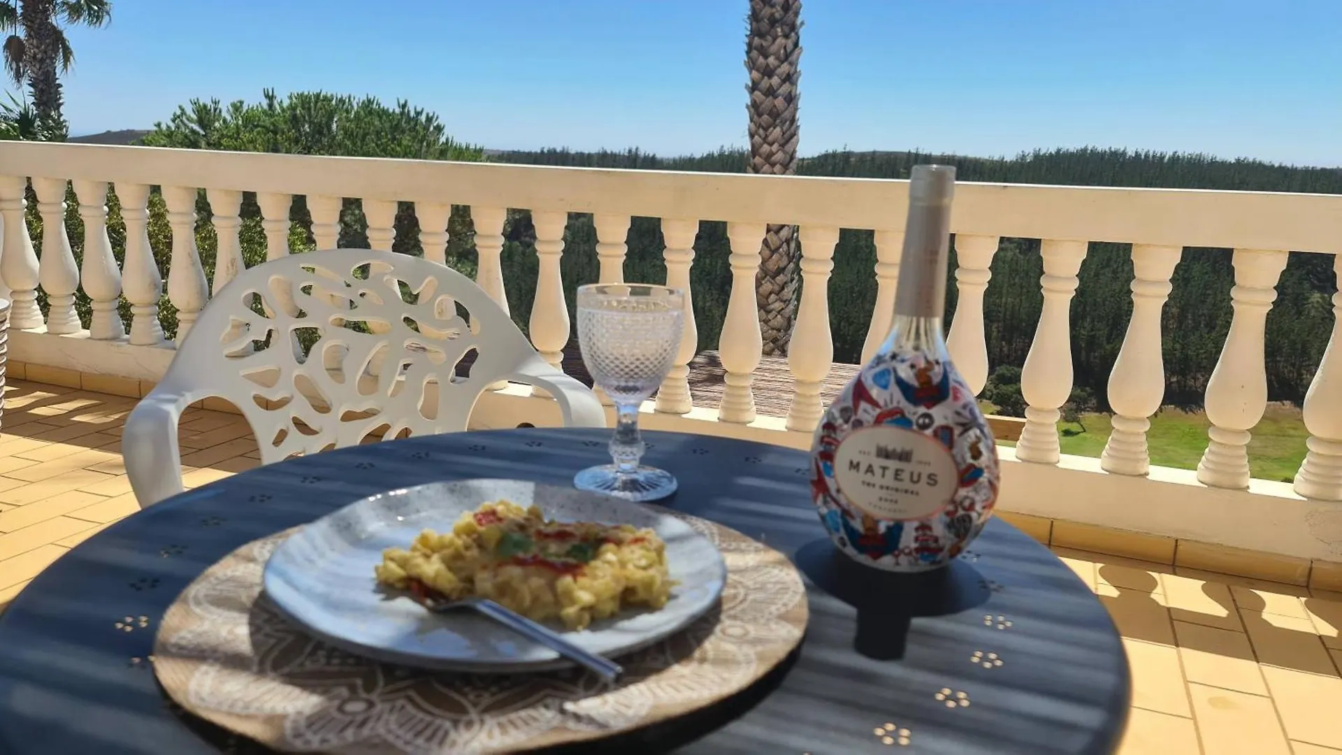 Stunning Villa With Pool & View Near Beach بودينز 0*,  البرتغال